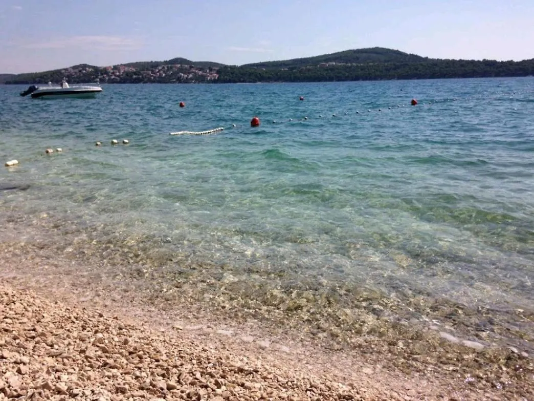 Roso Apartment With Sea View Trogir Croatia